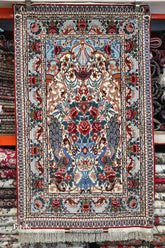 Handmade Superfine Persian Isfahan Rug (Signed by Seirafian)